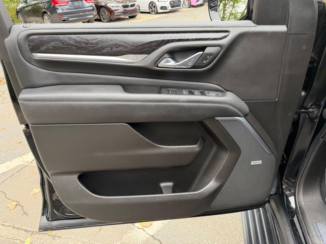 GMC Yukon Denali 4WD 2021