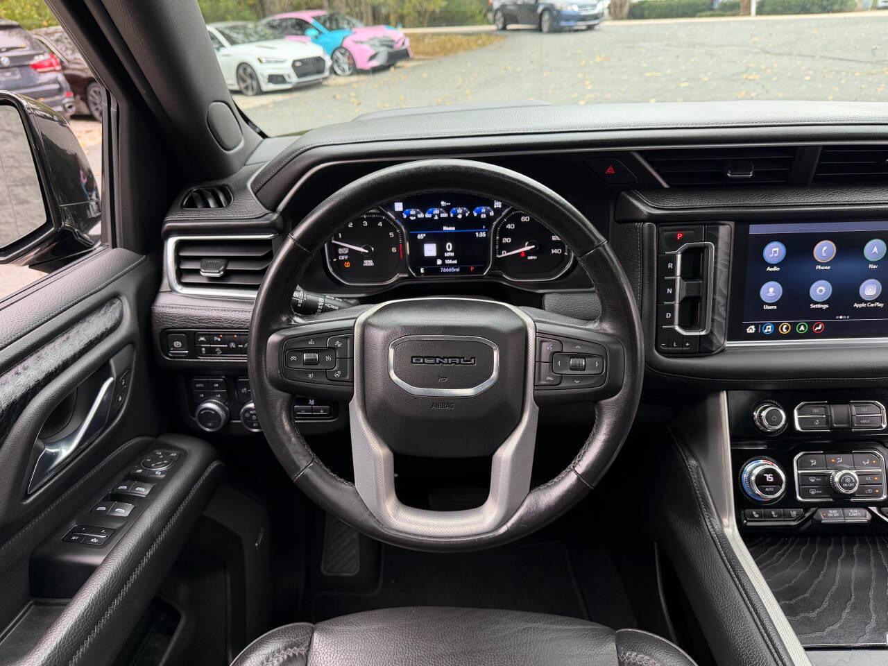 GMC Yukon Denali 4WD 2021