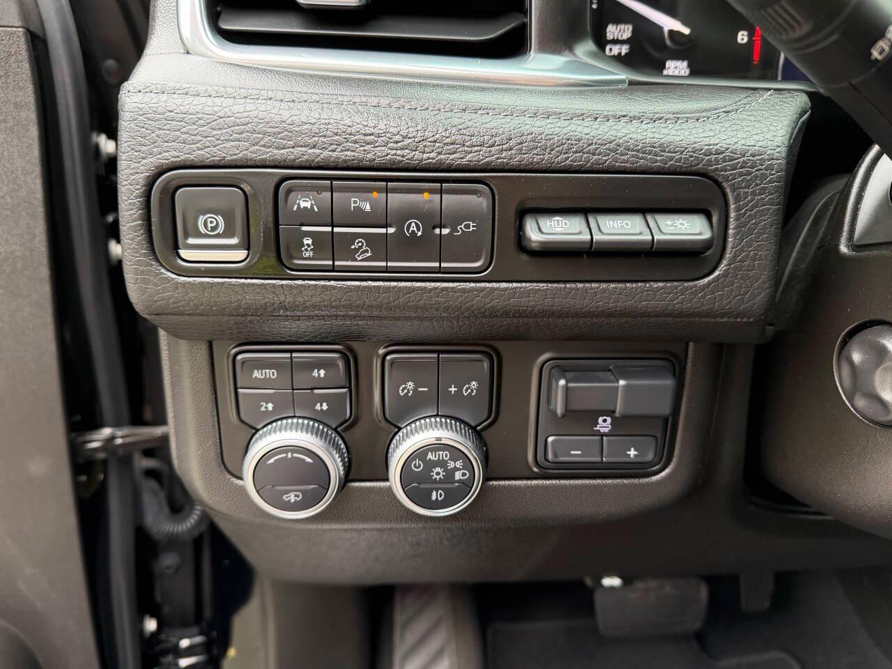 GMC Yukon Denali 4WD 2021