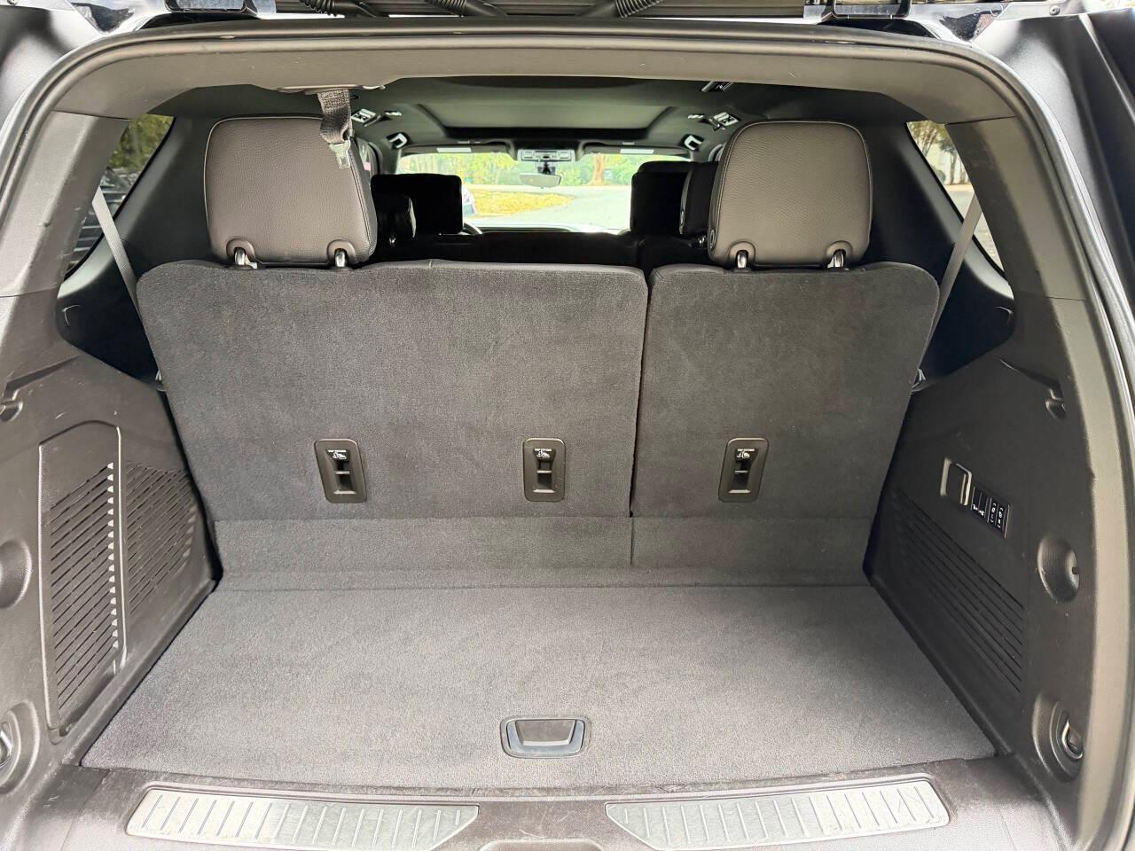 GMC Yukon Denali 4WD 2021