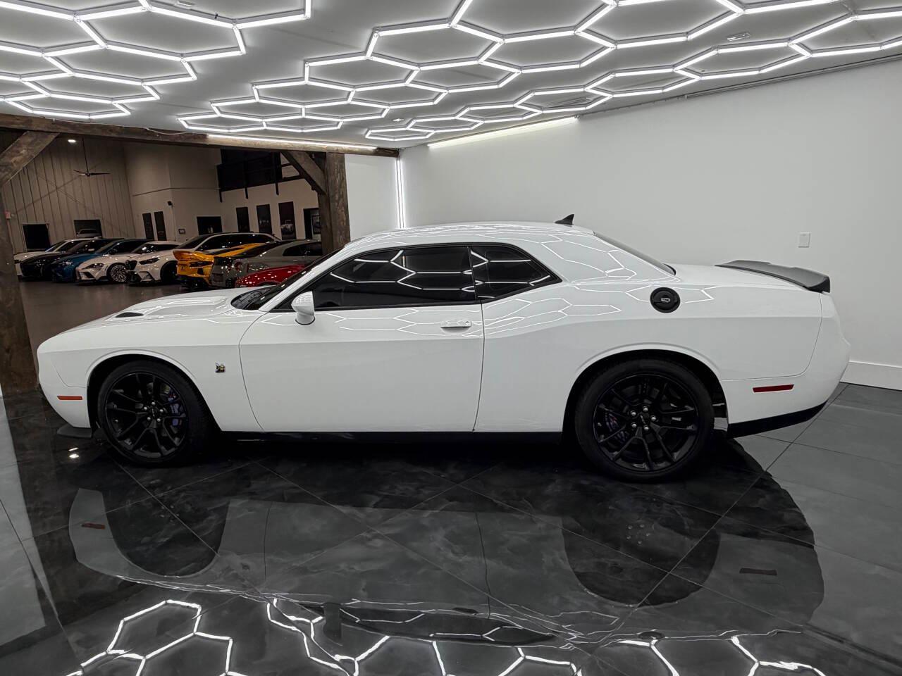Dodge Challenger R/T SCAT Pack 2022