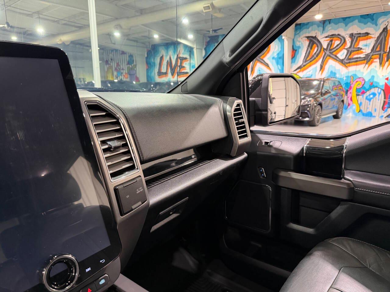 Ford F-150 Lariat SuperCrew 5.5-ft. Bed 4WD 2016