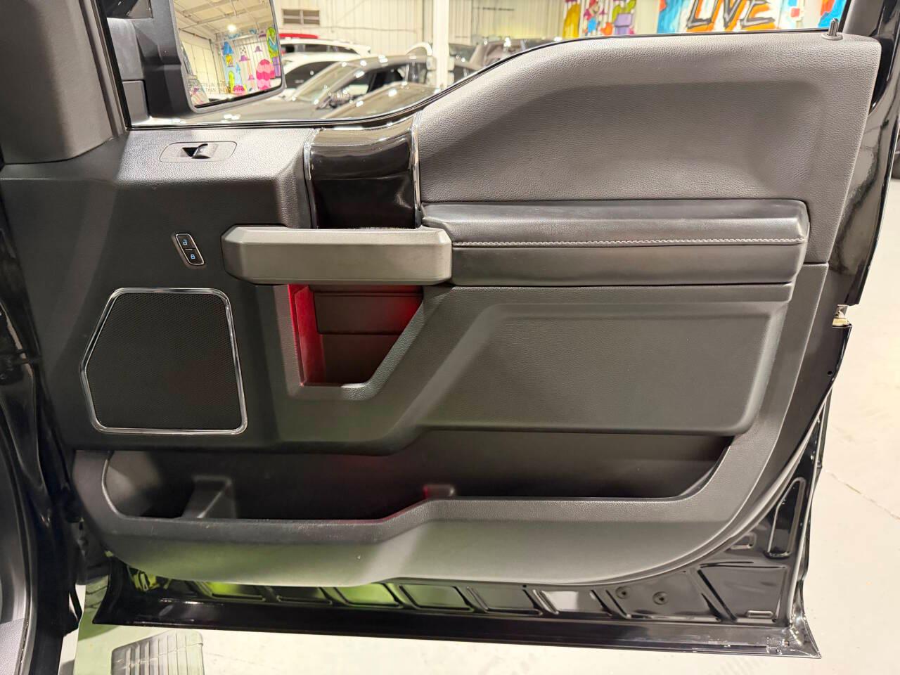 Ford F-150 Lariat SuperCrew 5.5-ft. Bed 4WD 2016