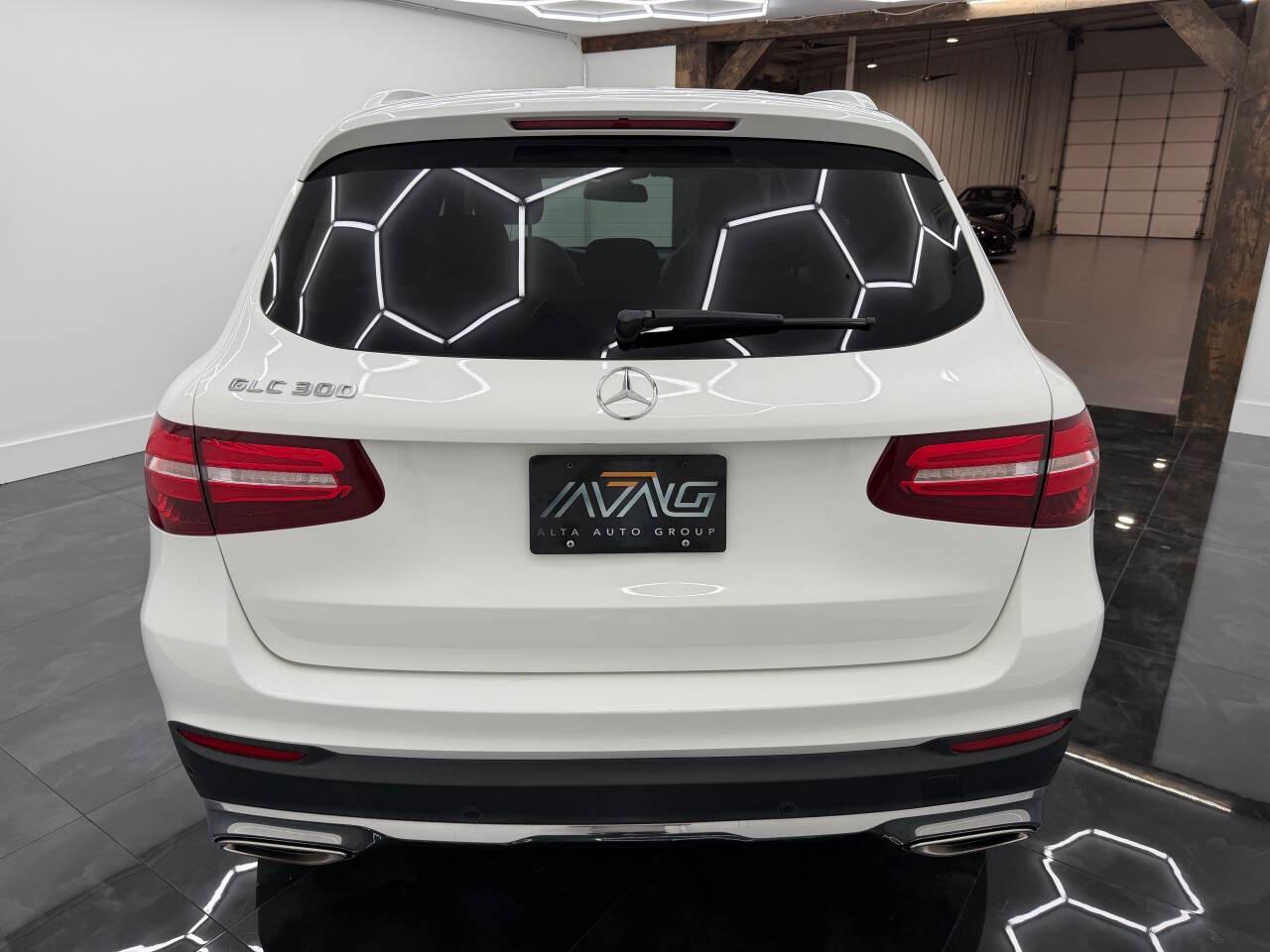 Mercedes-Benz GLC-Class GLC300 2018