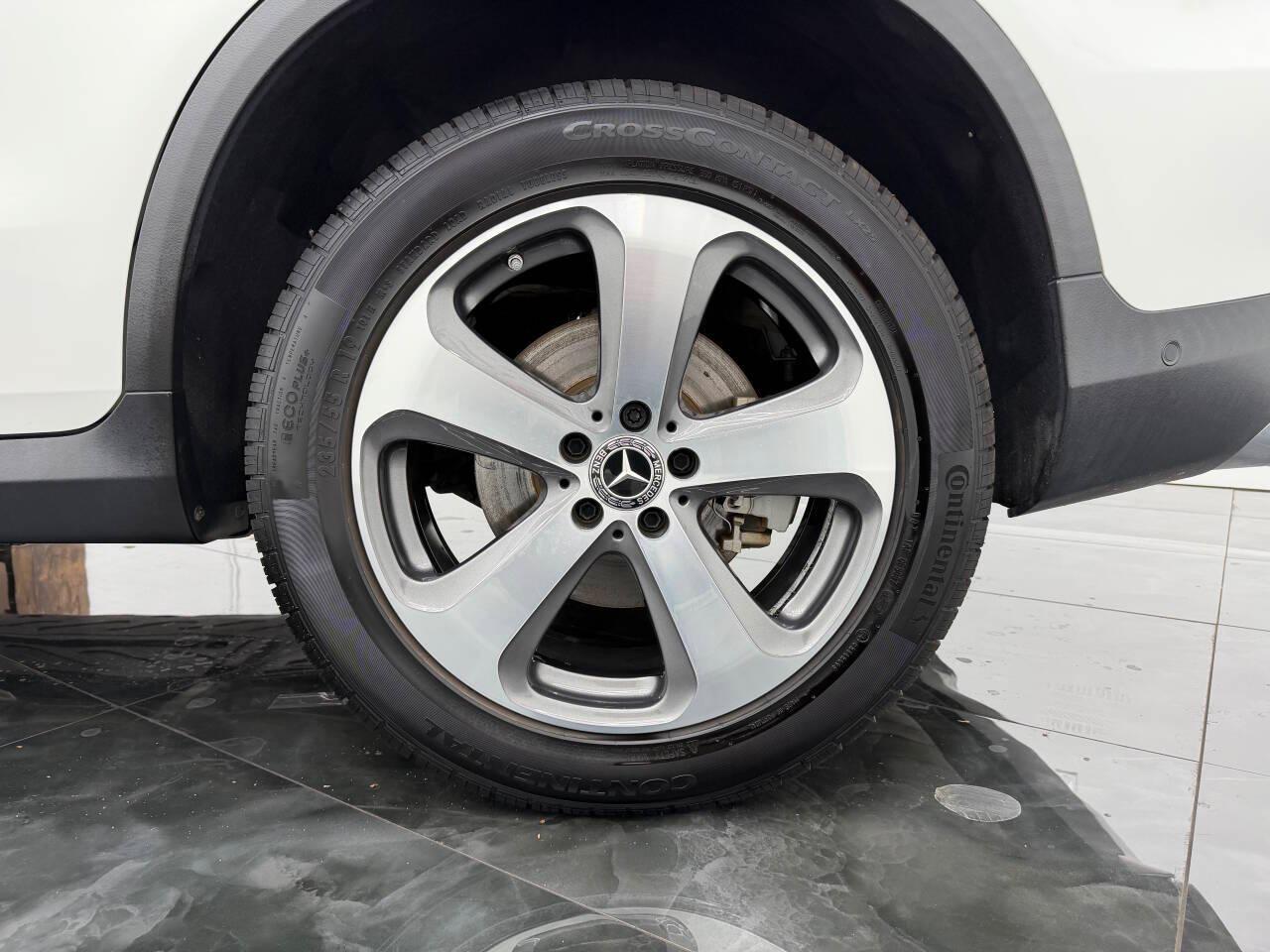 Mercedes-Benz GLC-Class GLC300 2018