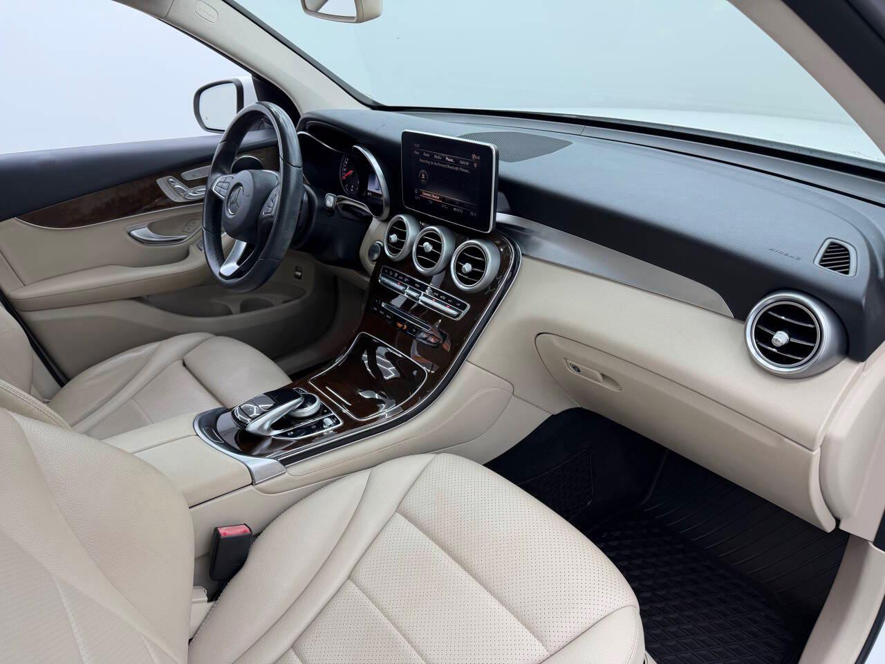 Mercedes-Benz GLC-Class GLC300 2018