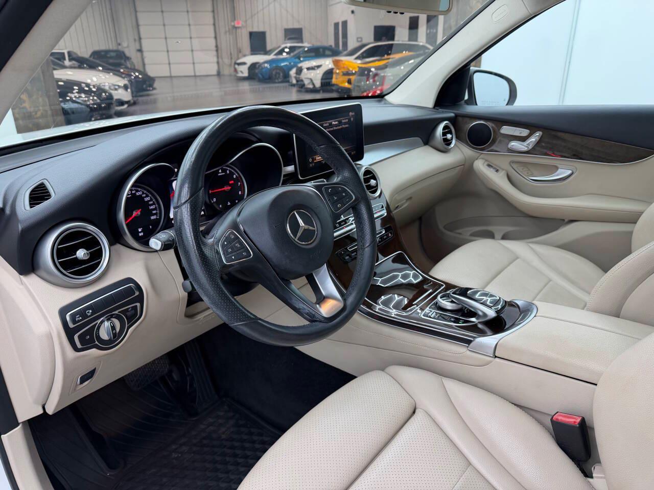Mercedes-Benz GLC-Class GLC300 2018