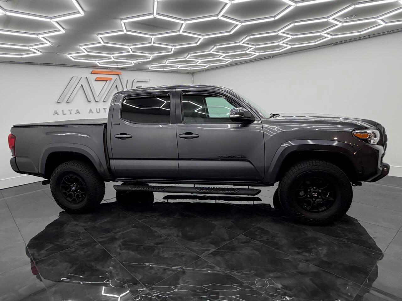 Toyota Tacoma SR5 Double Cab Long Bed V6 6AT 2WD 2022