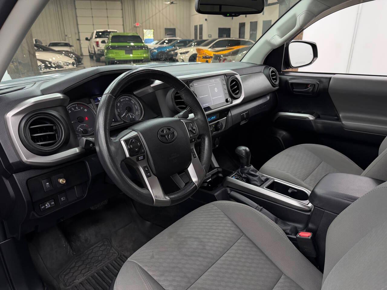 Toyota Tacoma SR5 Double Cab Long Bed V6 6AT 2WD 2022