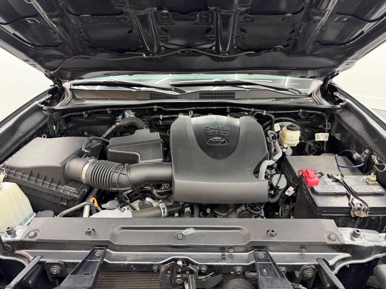 Toyota Tacoma SR5 Double Cab Long Bed V6 6AT 2WD 2022