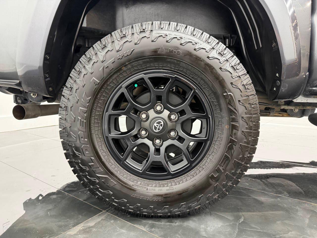Toyota Tacoma SR5 Double Cab Long Bed V6 6AT 2WD 2022