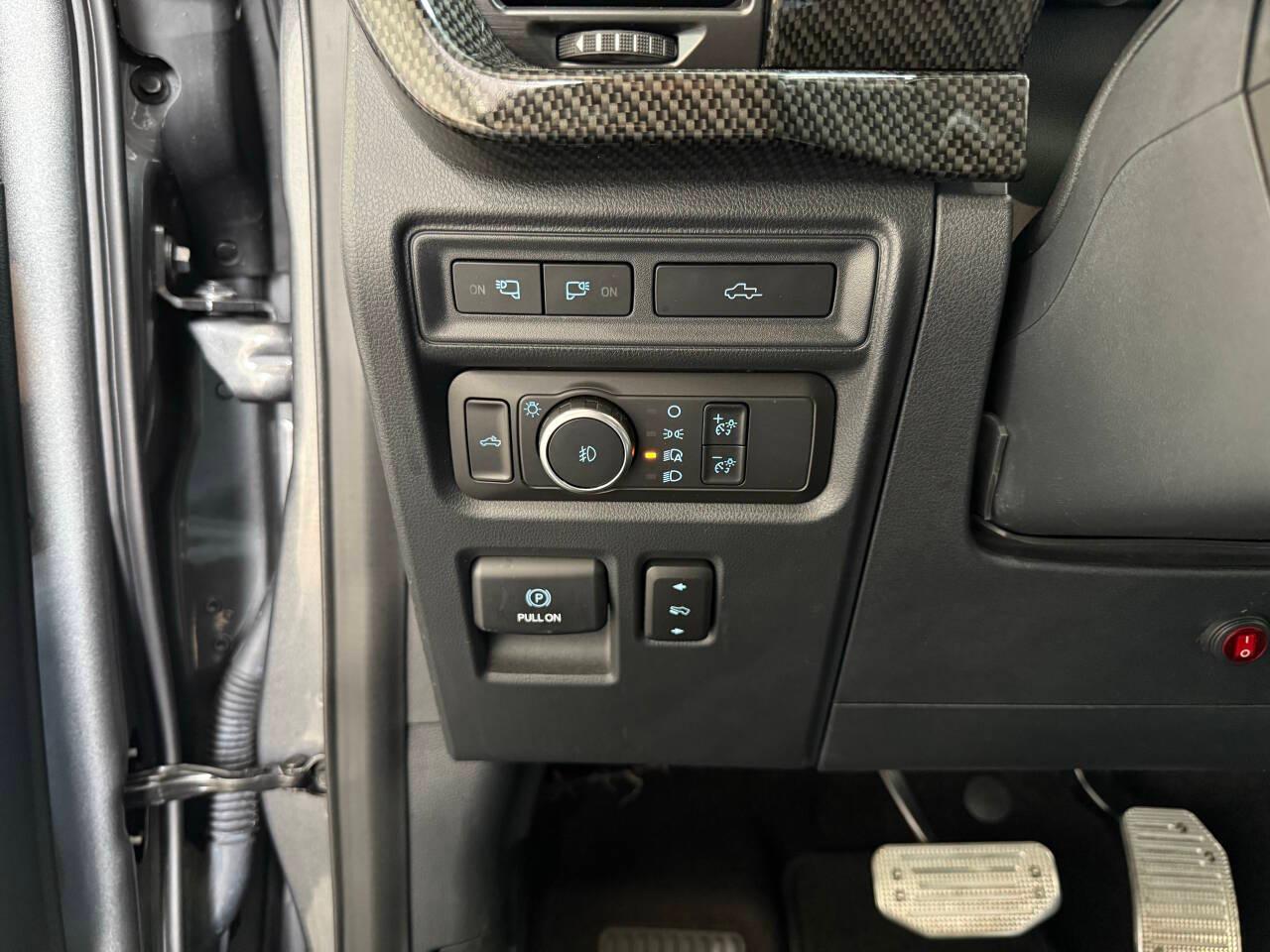 Ford F-150  2021