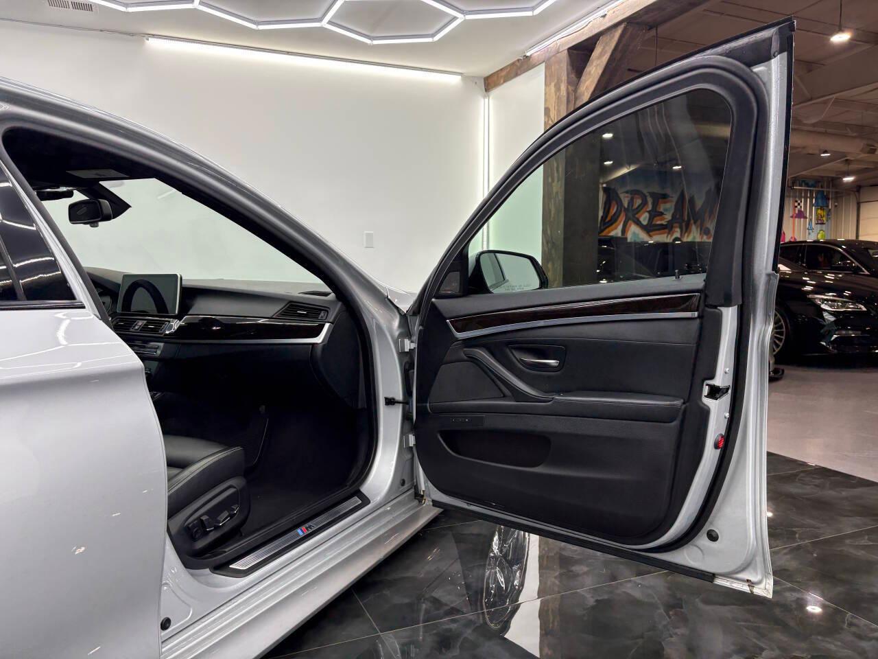 BMW 5 Series 535i 2015