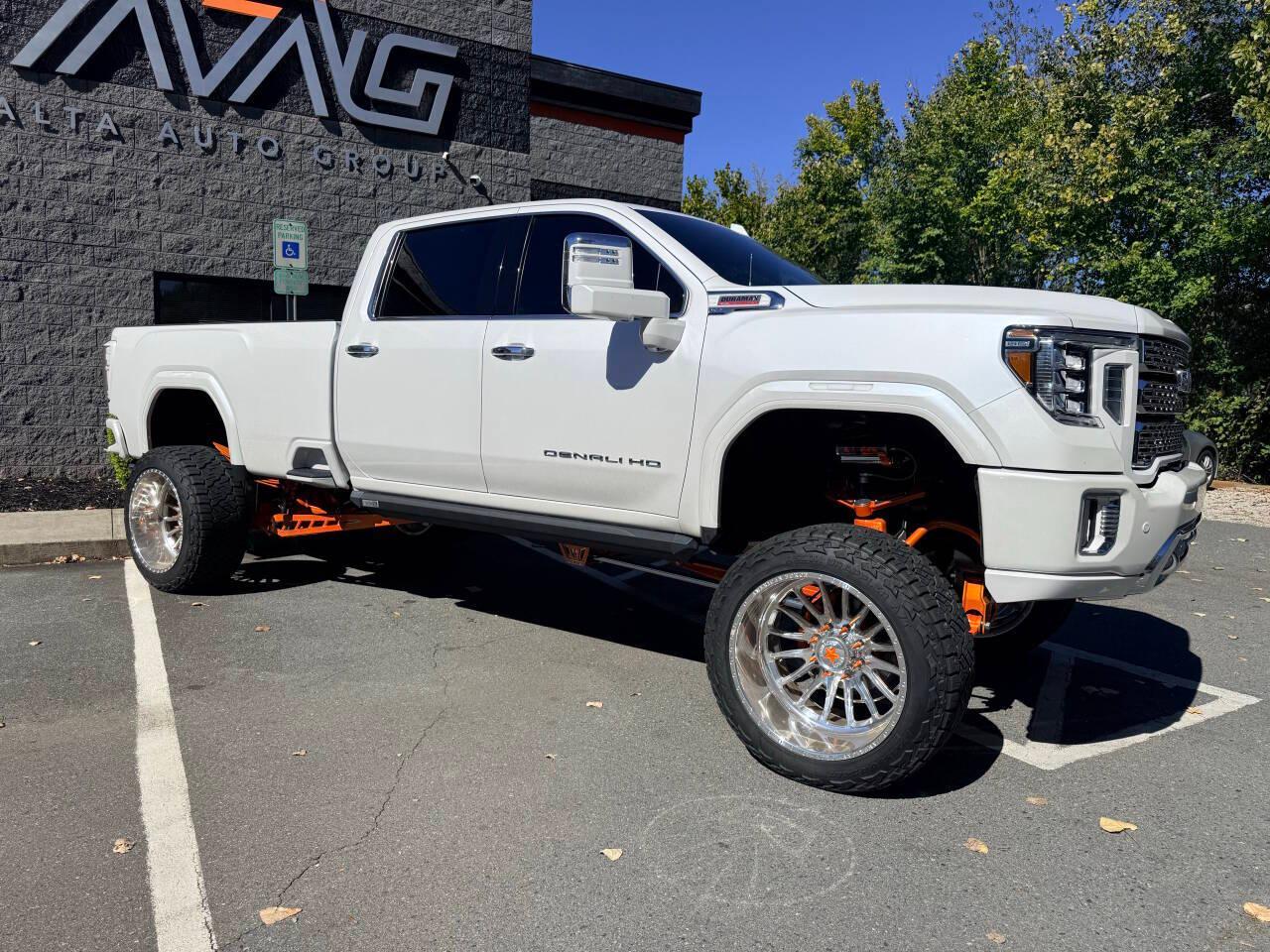 GMC Sierra 3500HD Denali Crew Cab Long Box 4WD 2022