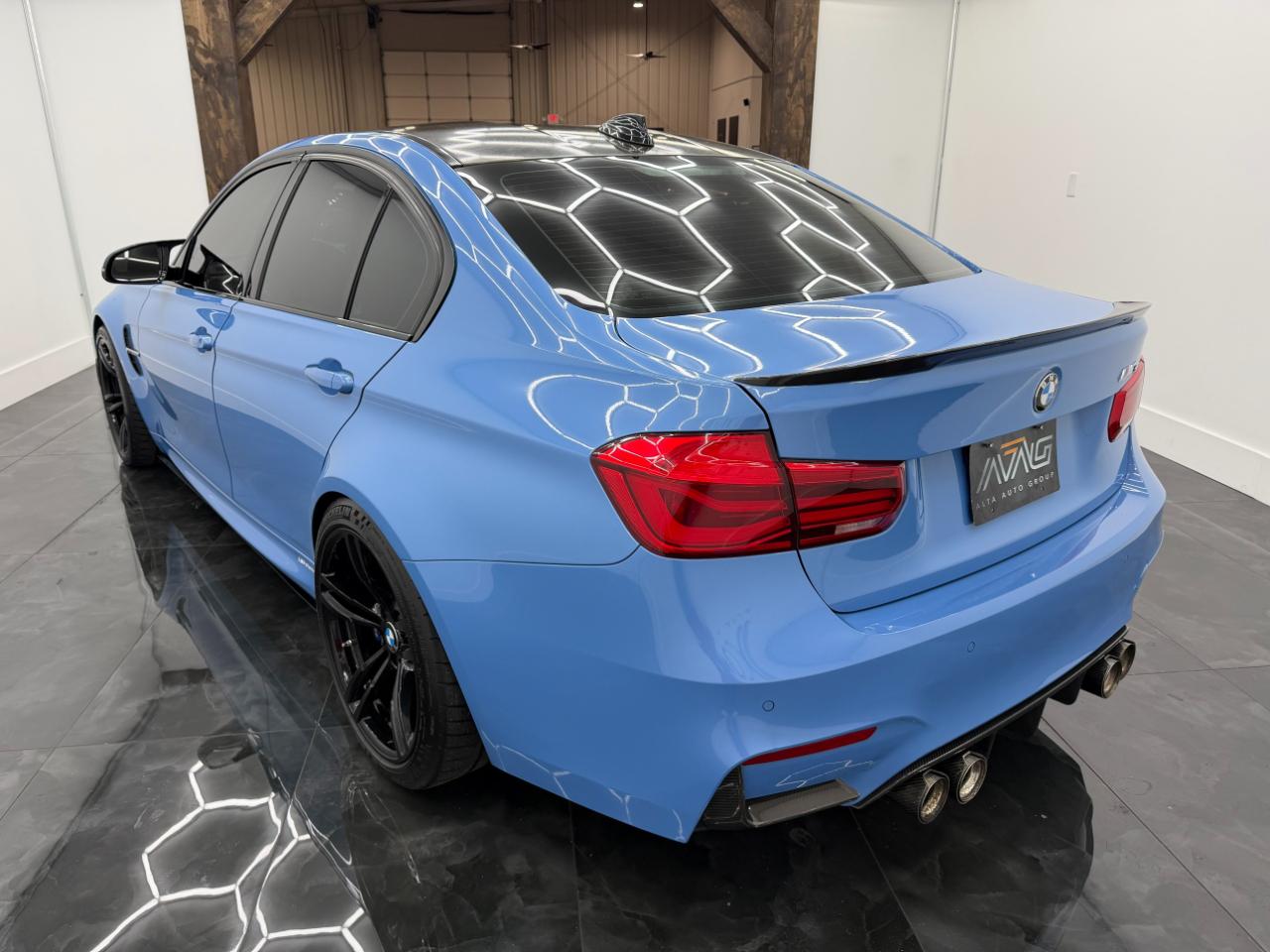 BMW M3 Base 2016