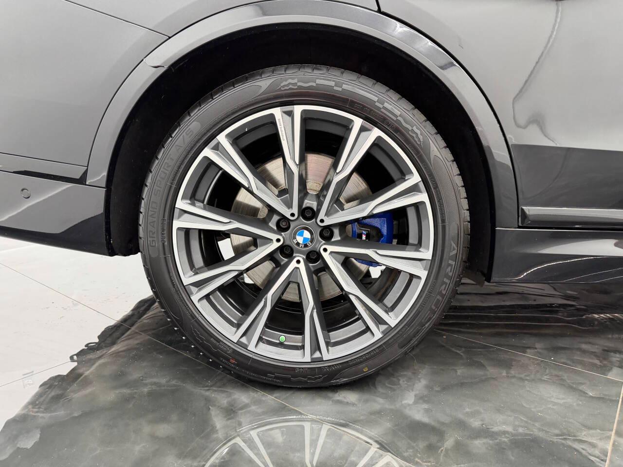 BMW X7 M50i 2022
