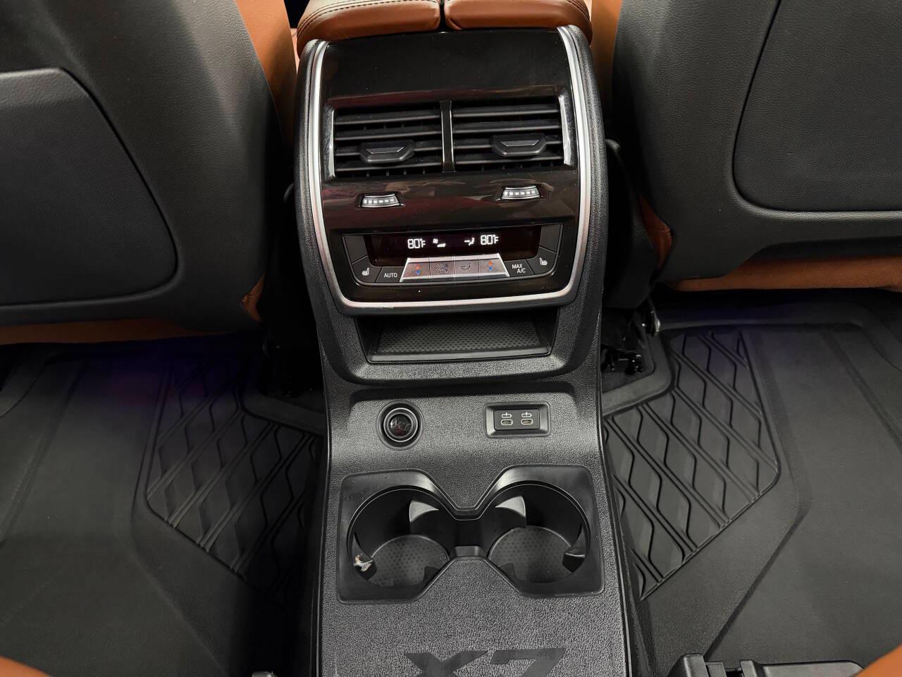 BMW X7 M50i 2022