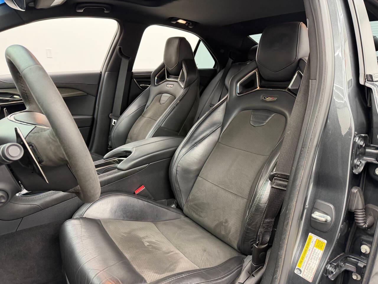 Cadillac ATS-V Sedan  2016