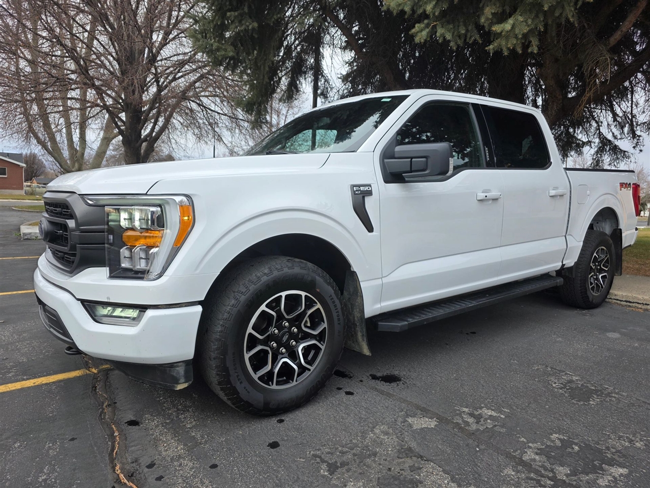2023 Ford F-150 XLT SuperCrew 5.5-ft. Bed 4WD