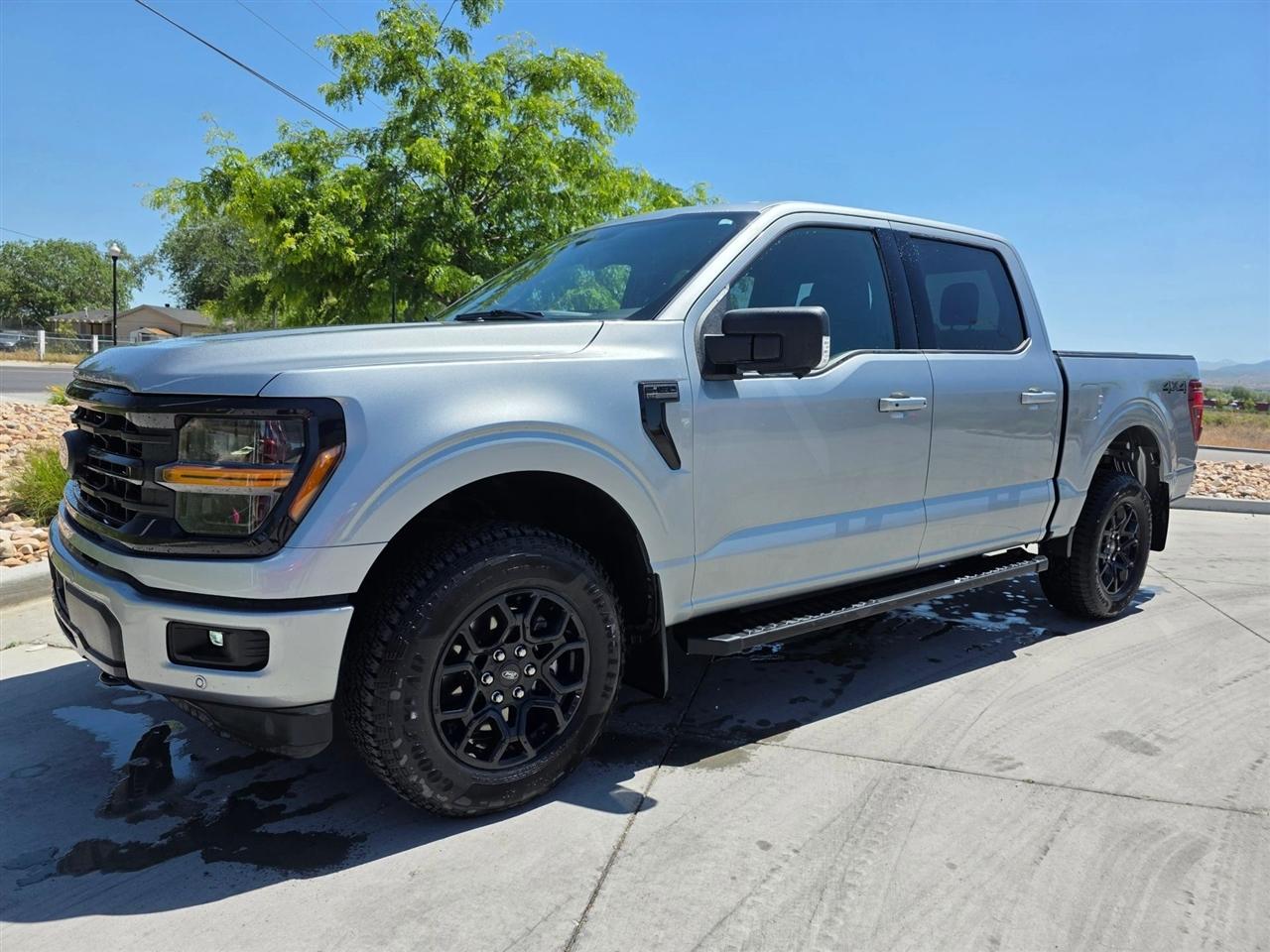 2025 Ford F-150 XLT SuperCrew 4WD