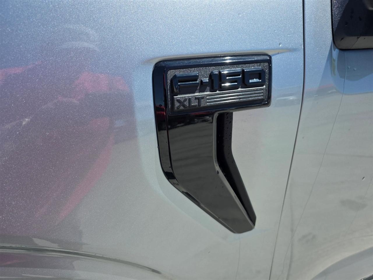 2025 Ford F-150 XLT - Photo 13
