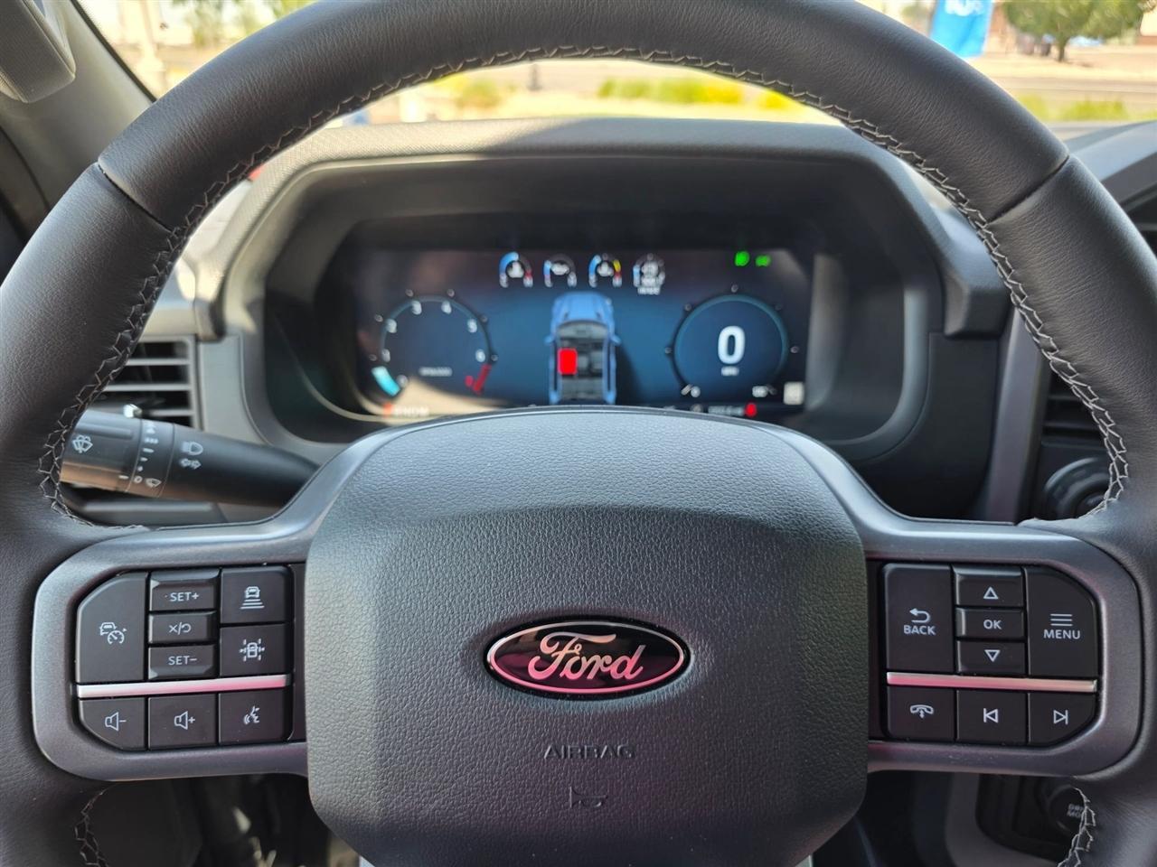 2025 Ford F-150 XLT - Photo 16