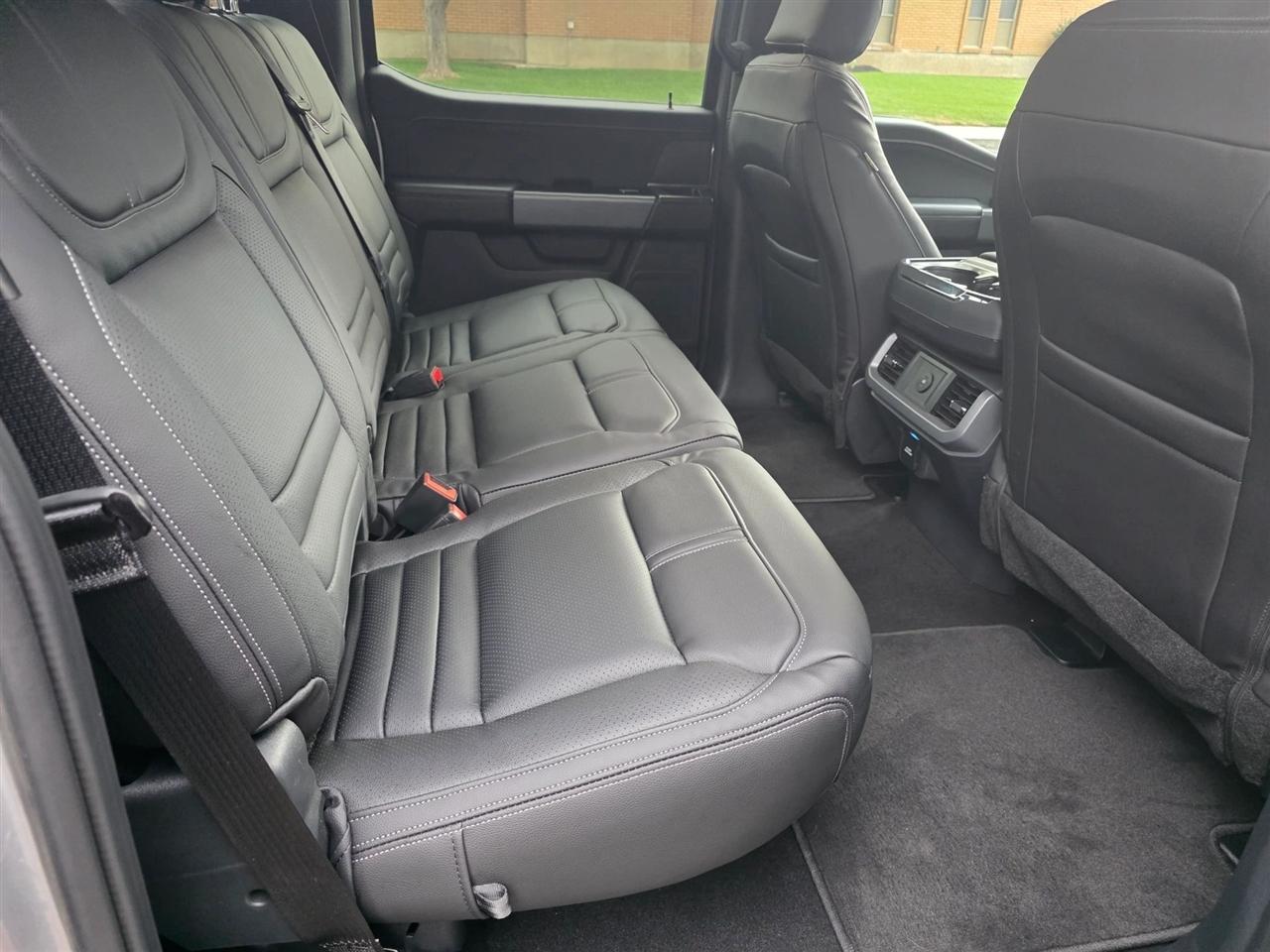2025 Ford F-150 XLT - Photo 43