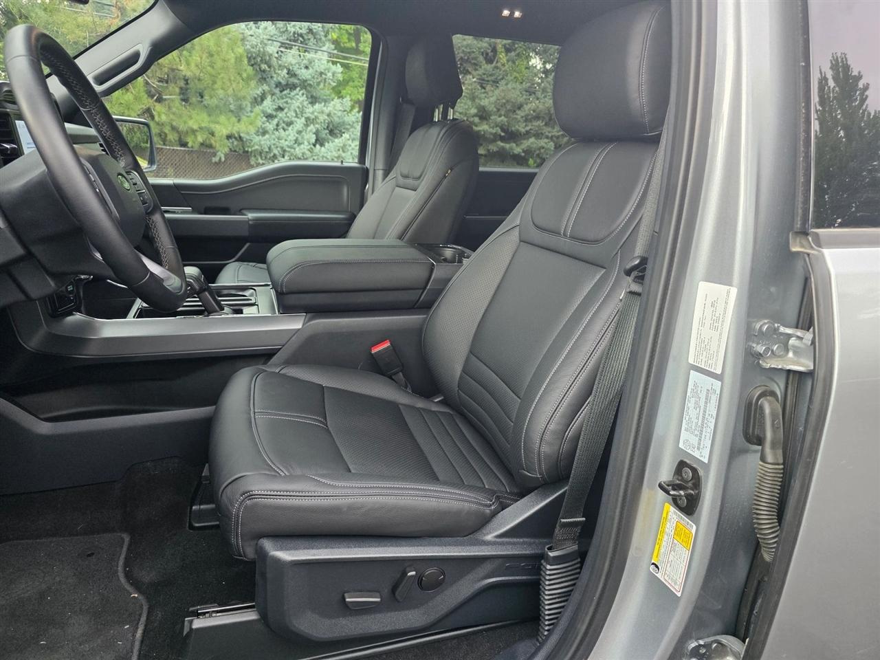 2025 Ford F-150 XLT - Photo 45