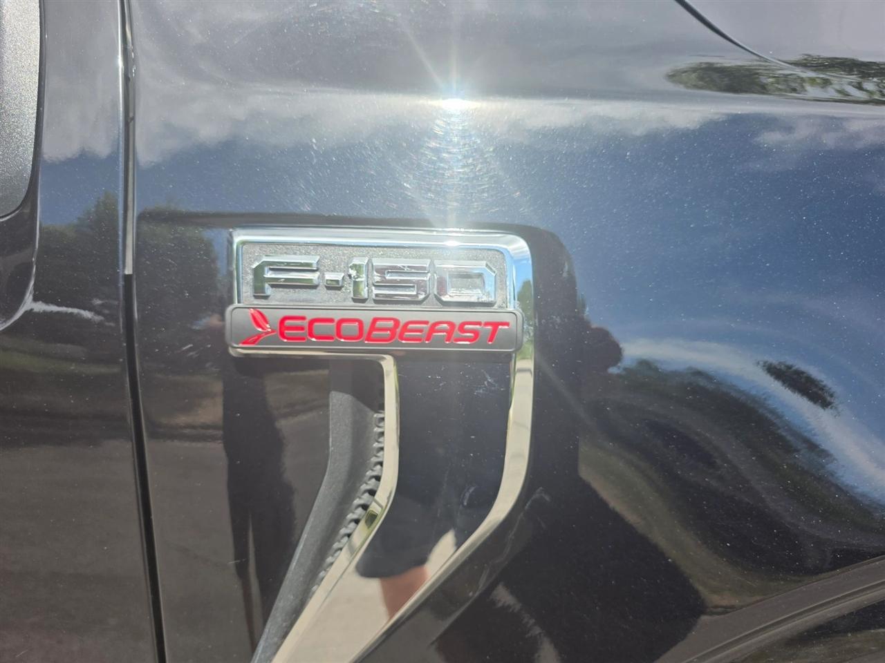 Ford F-150 photo 3