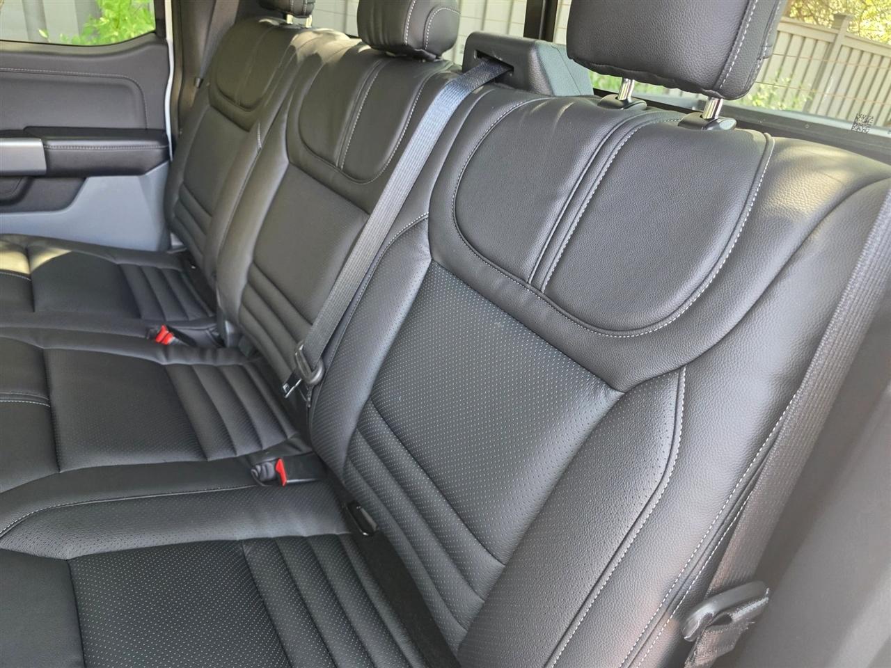 Ford F-150 photo 5