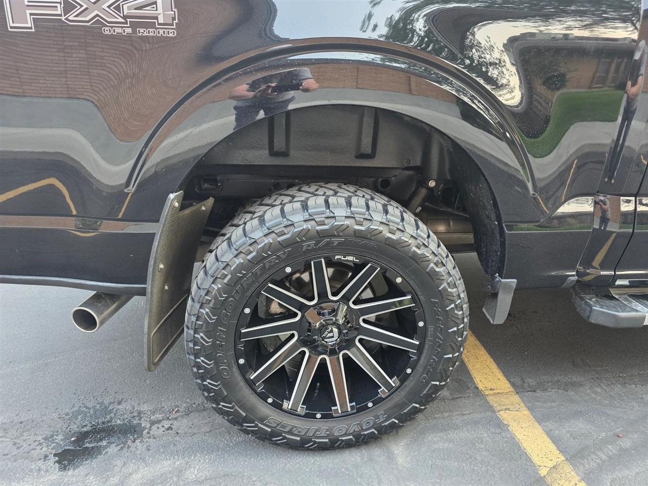 Ford F-150 photo 8