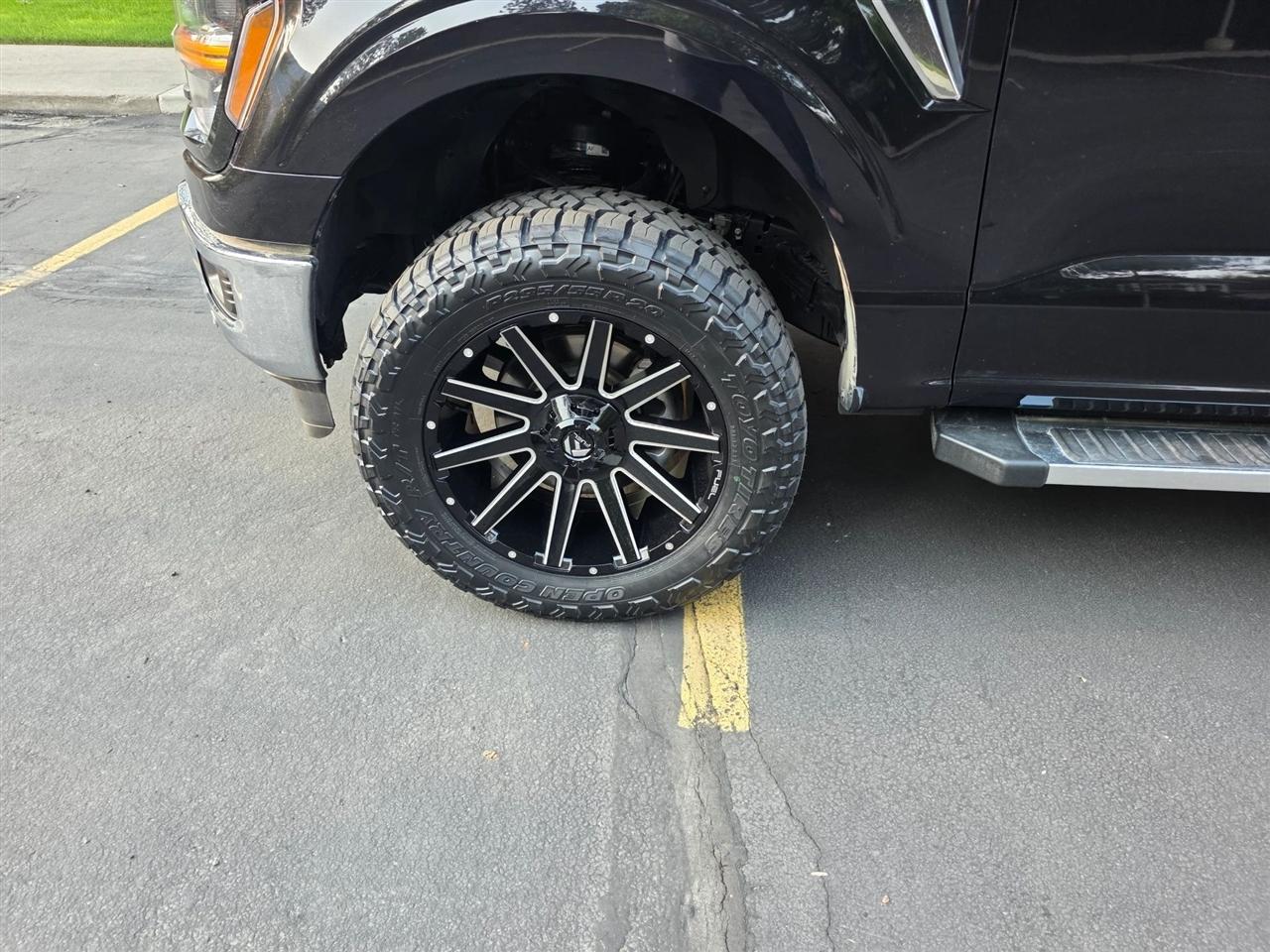 Ford F-150 photo 9
