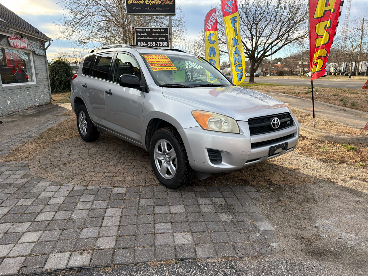 2011 Toyota RAV4 Base V6 2WD