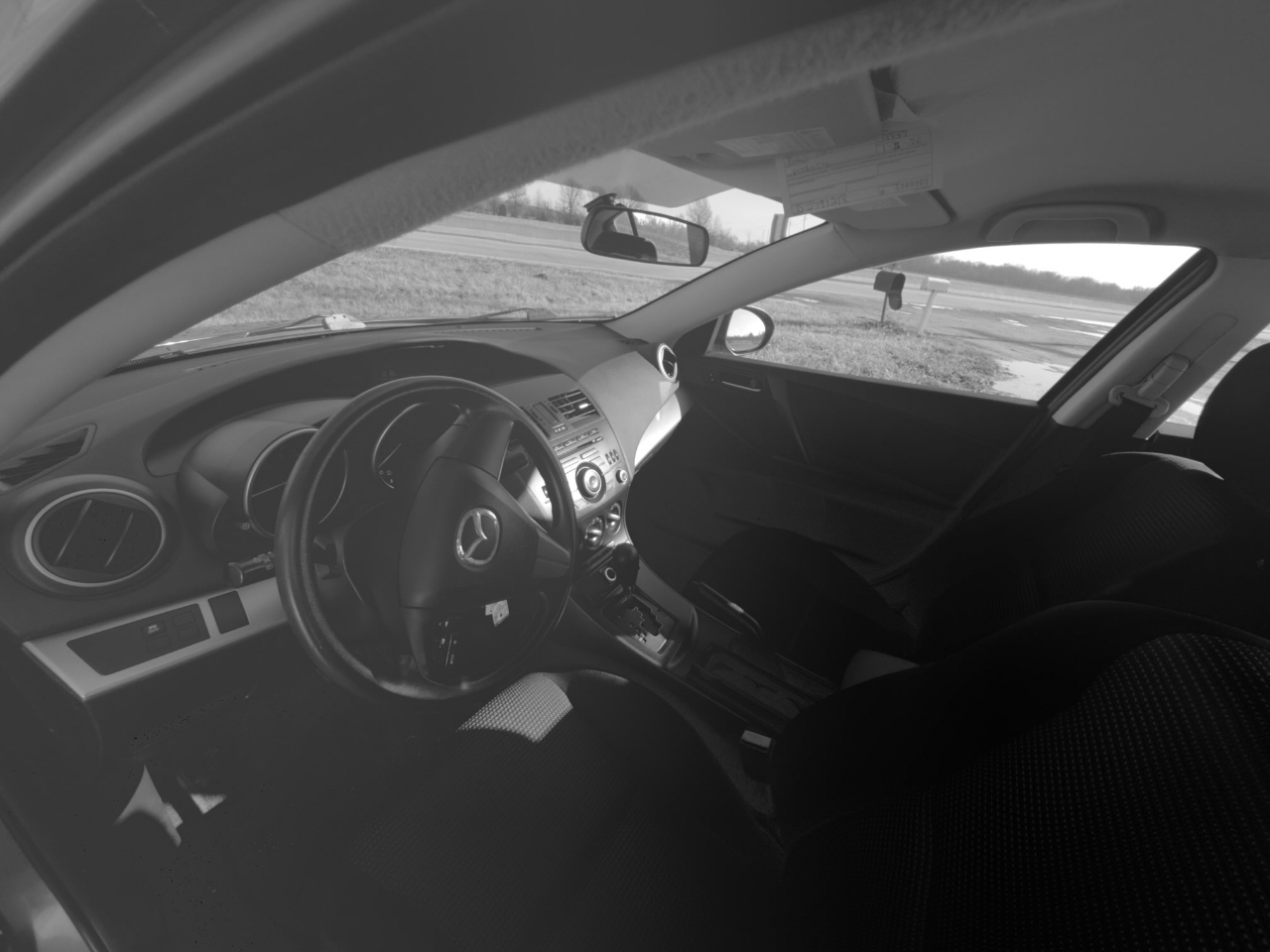 Mazda MAZDA3 i Sport 4-Door 2012