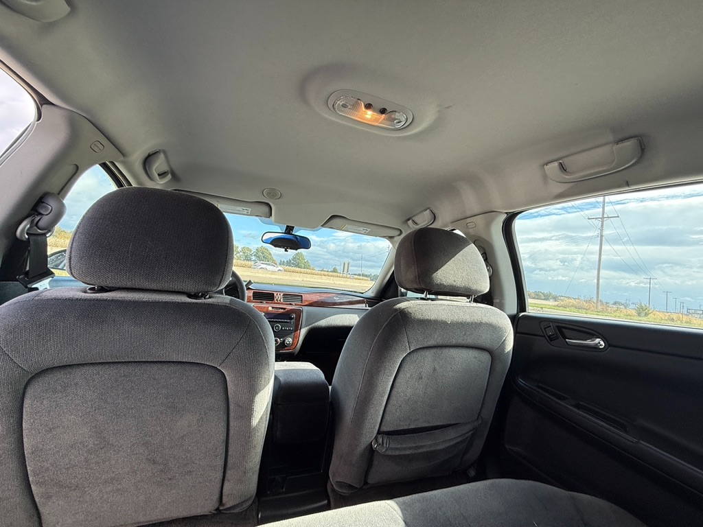 Chevrolet Impala LS 2011