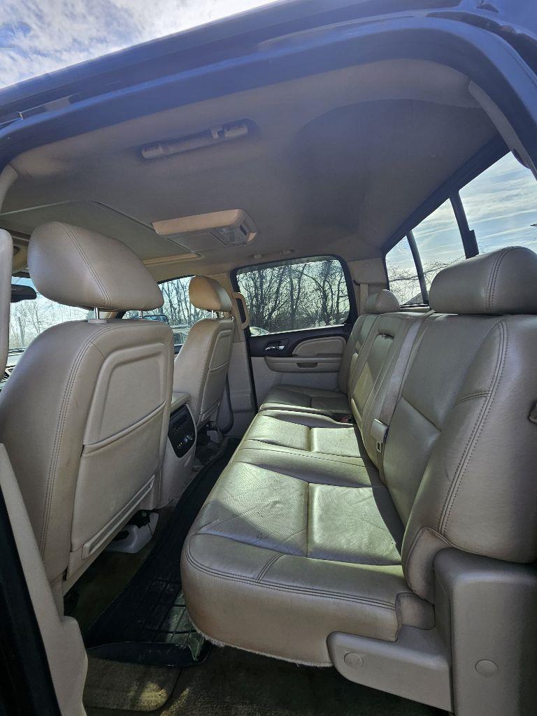 2011 GMC Sierra 2500HD Denali Crew Cab 4WD