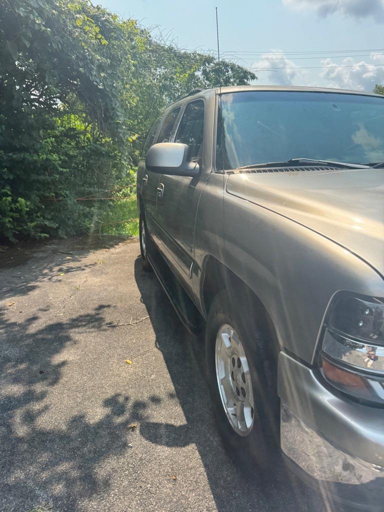 Chevrolet Tahoe 4WD 2000