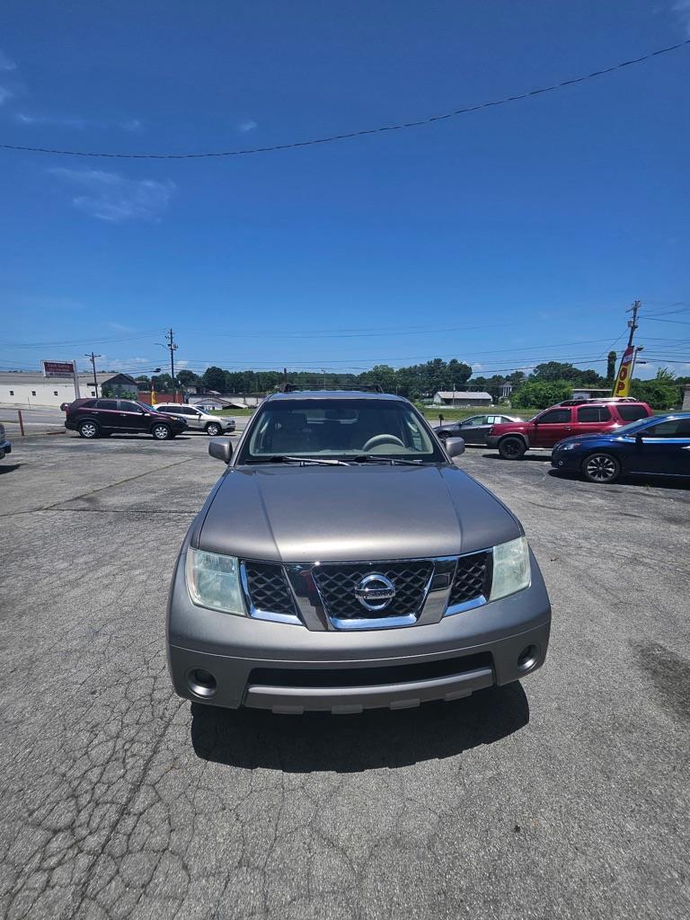 Nissan Pathfinder S 2WD 2006