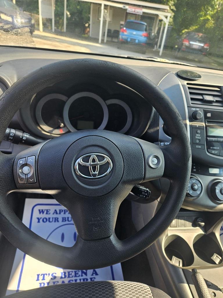 Toyota RAV4 Sport I4 2WD 2009
