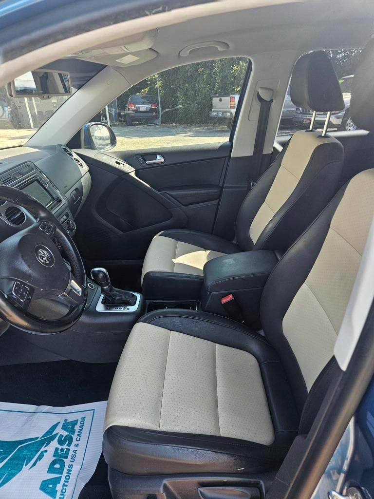 Volkswagen Tiguan S 2017
