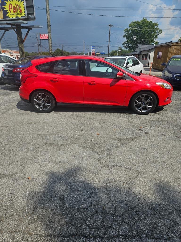 Ford Focus SE Hatch 2014