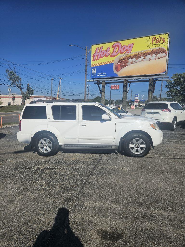 Nissan Pathfinder S 4WD 2008