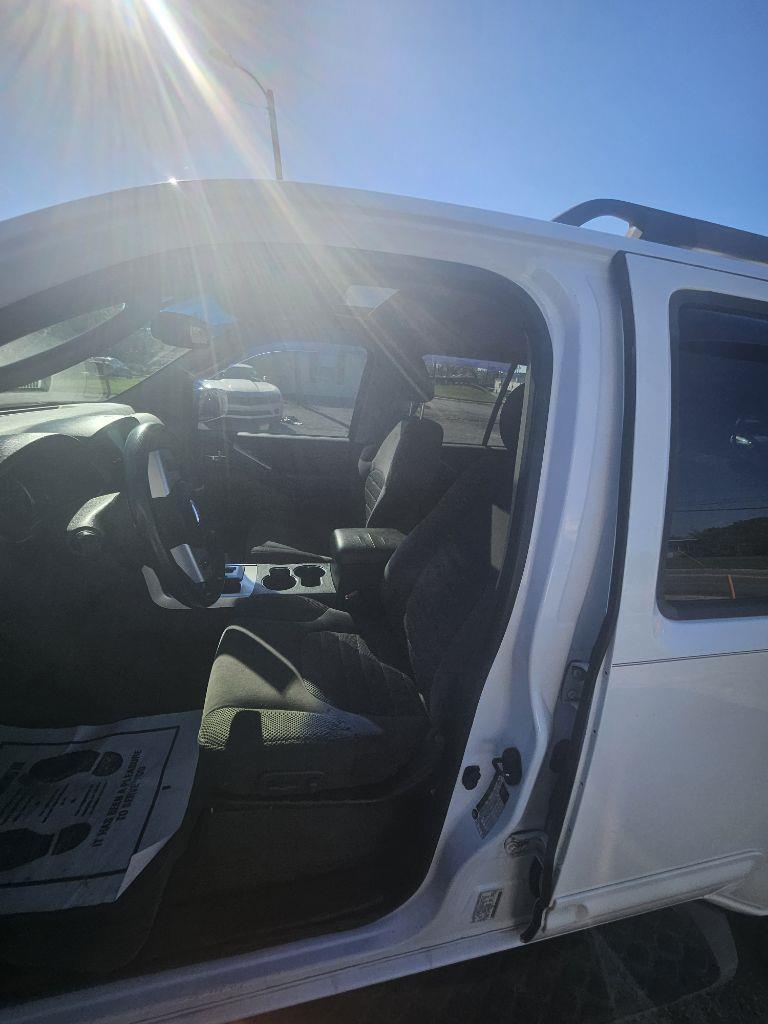 Nissan Pathfinder S 4WD 2008