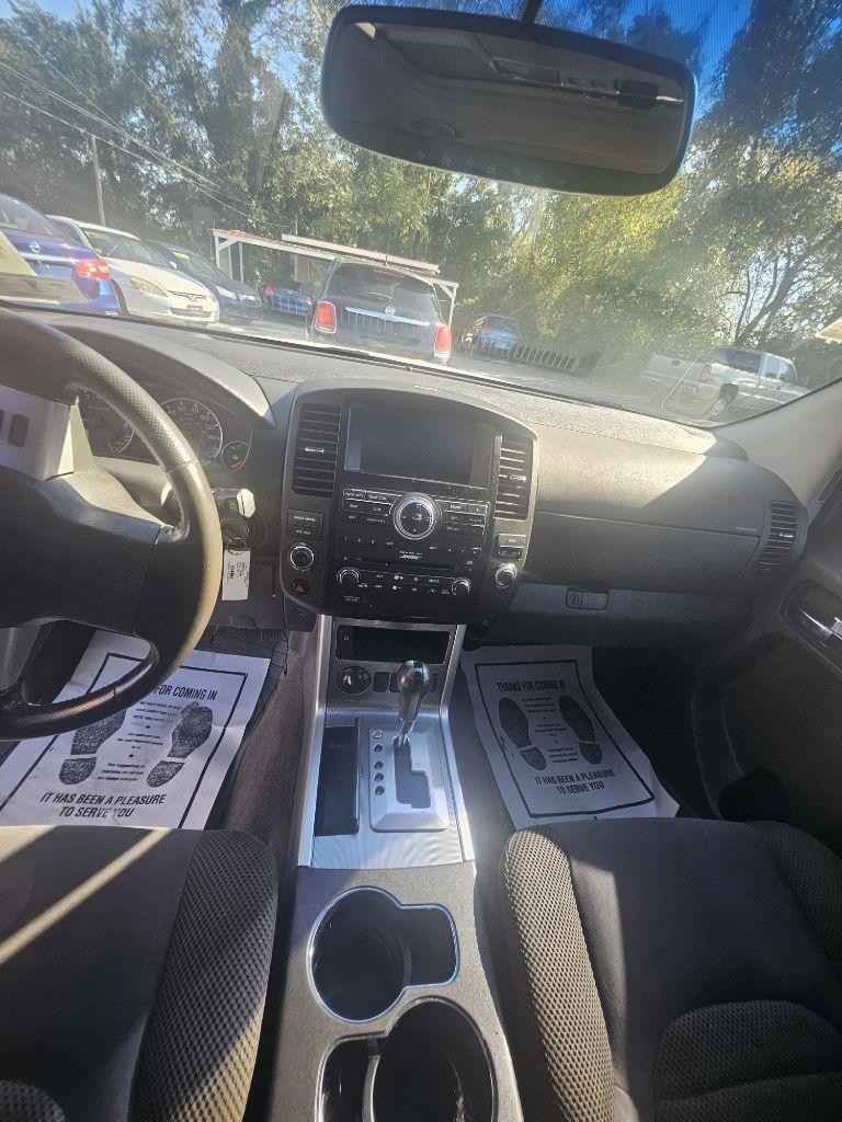 Nissan Pathfinder S 4WD 2008