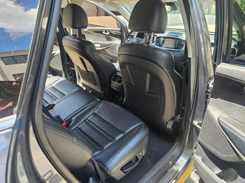 Kia Sorento EX V6 2WD 2020