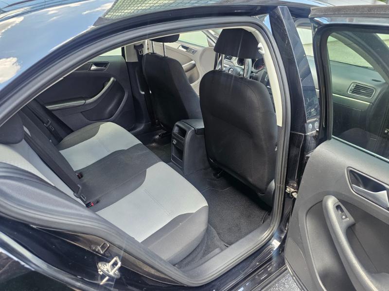 2017 Volkswagen Jetta S - Photo 10