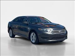 2018 Ford Taurus 