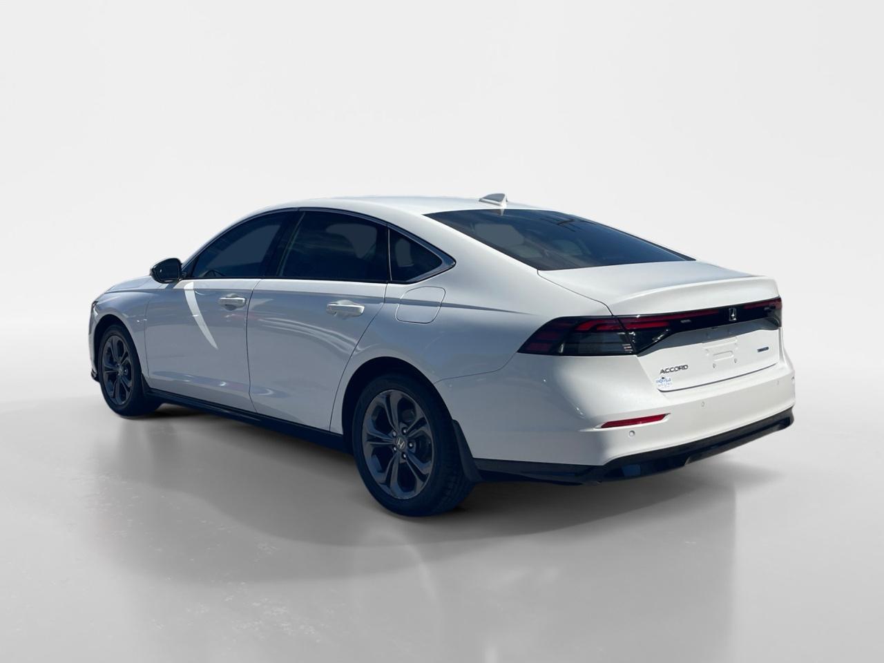 2024 Honda Accord Hybrid EX-L - Photo 6