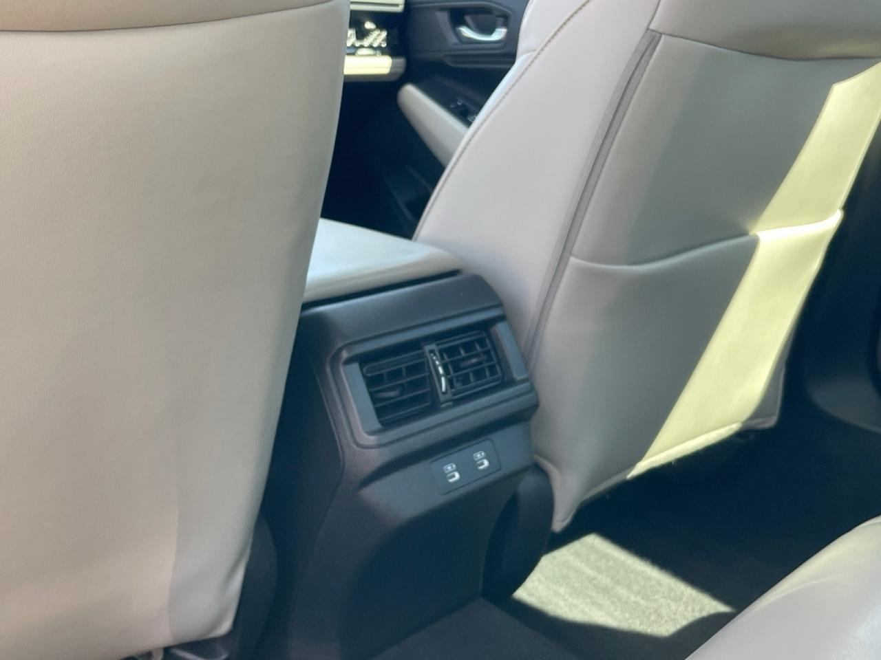 2024 Honda Accord Hybrid EX-L - Photo 26