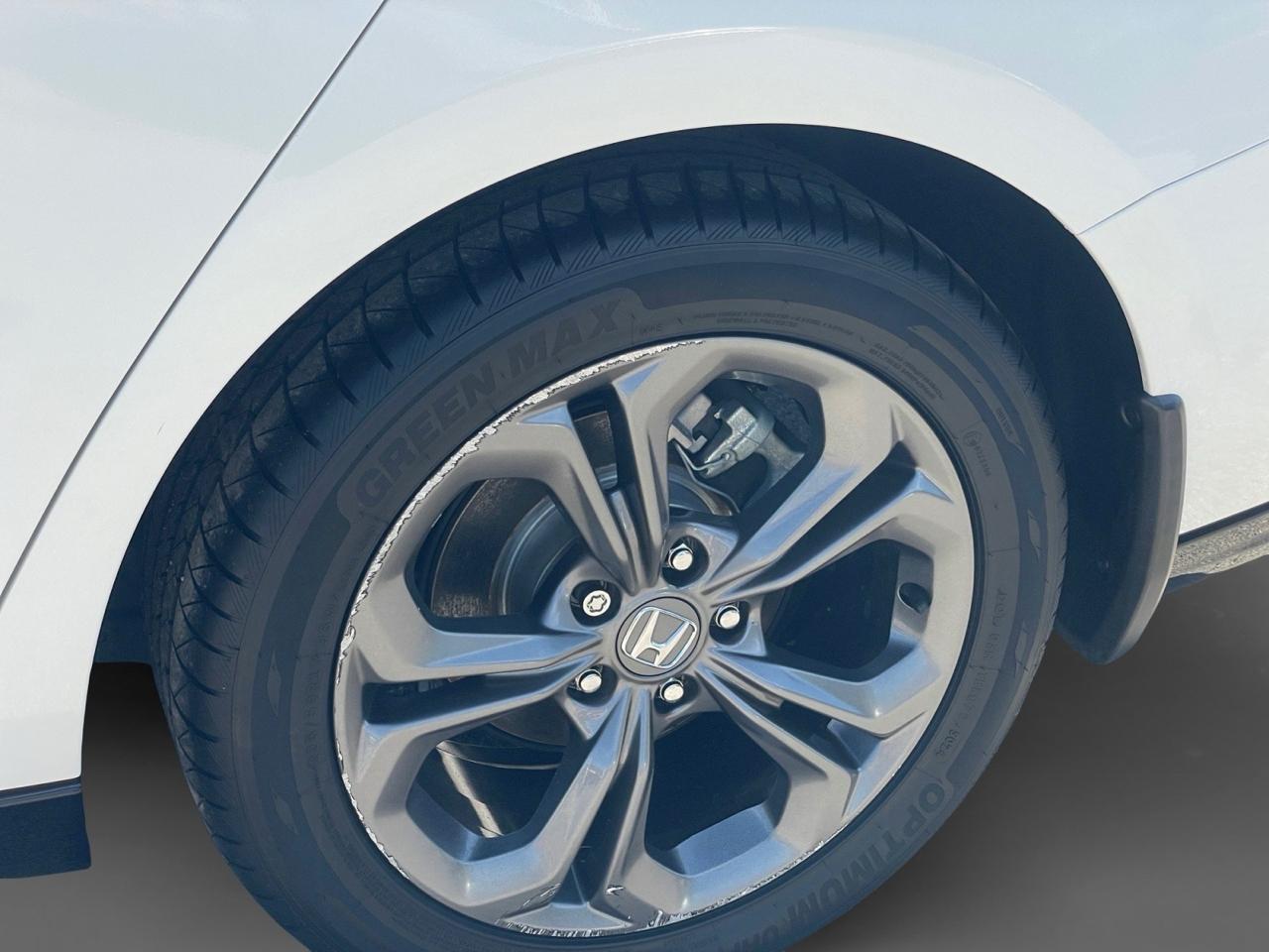 2024 Honda Accord Hybrid EX-L - Photo 27
